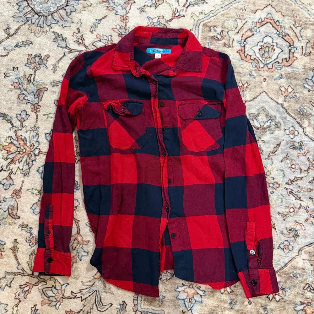 Buttons Red and Black Plaid Shirt